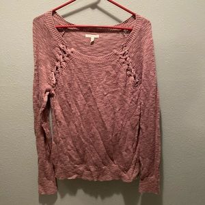 Maurice’s size small gray sweater